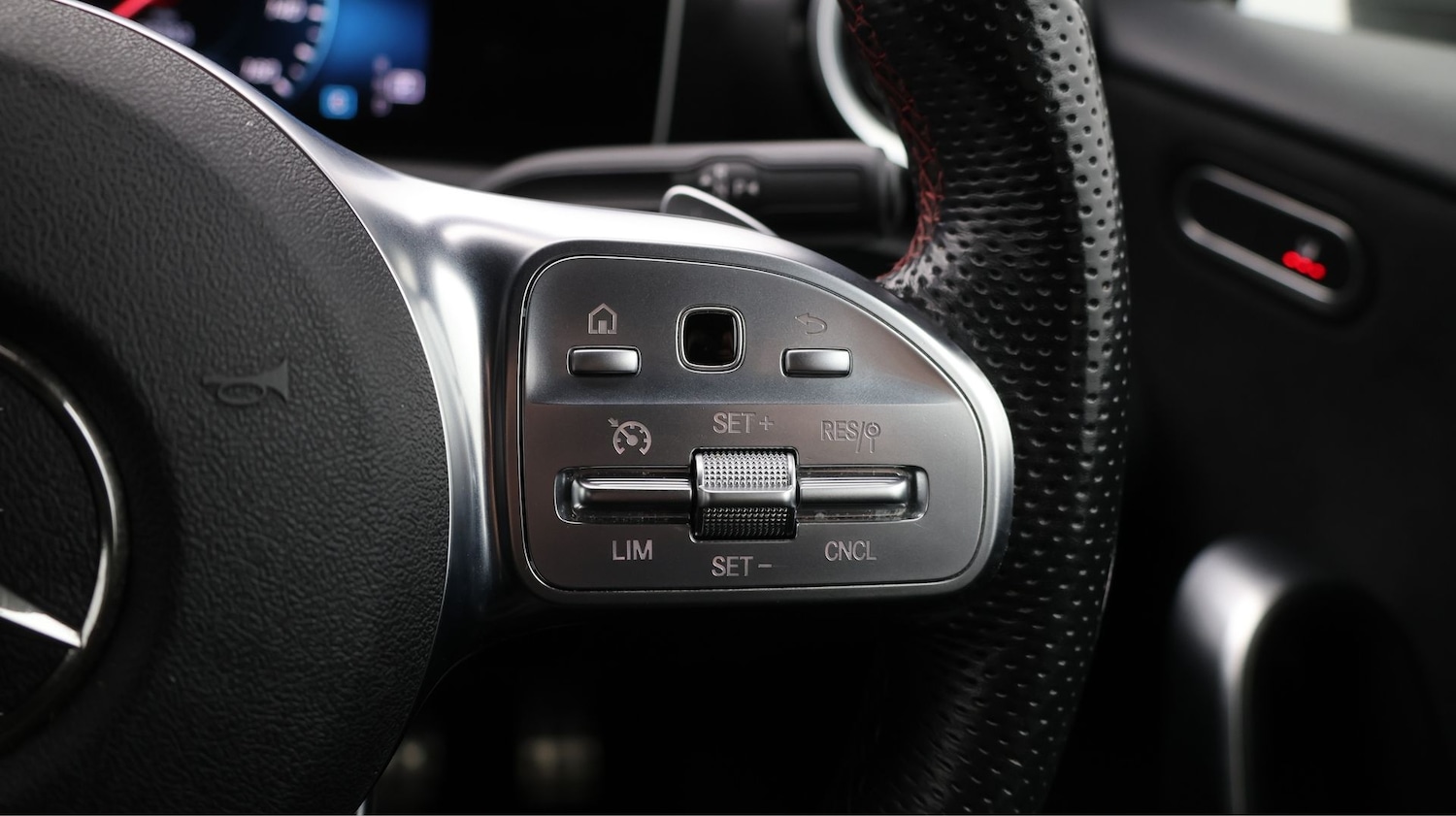 Used Mercedes-Benz A-Class 2020 for sale - 77774342: Photo 25