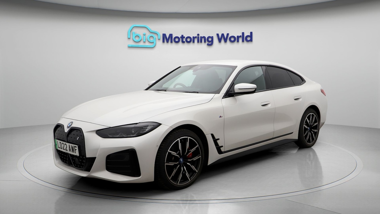 Used BMW i4 2022 for sale - 77116252: Photo 3