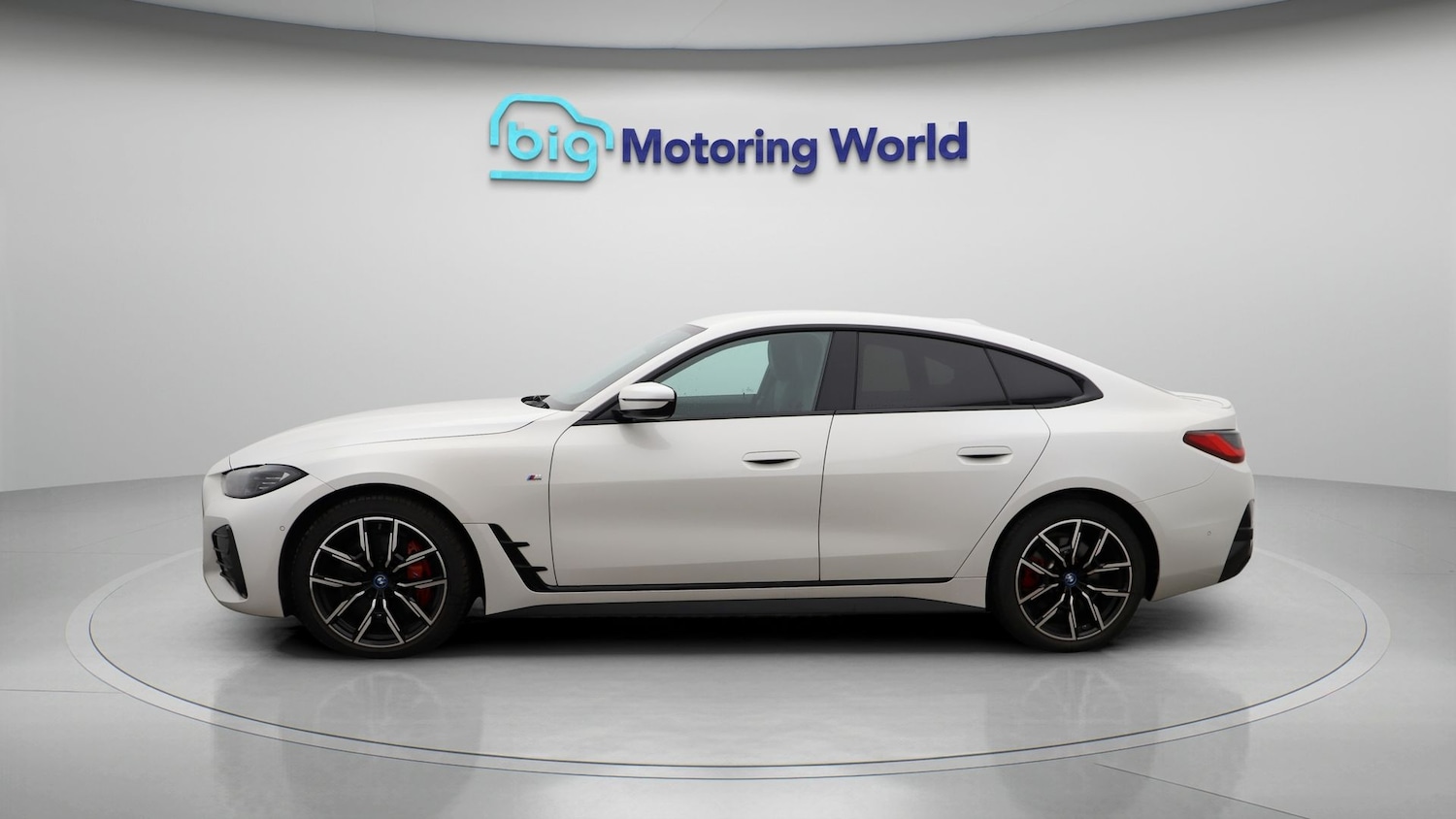 Used BMW i4 2022 for sale - 77116252: Photo 4