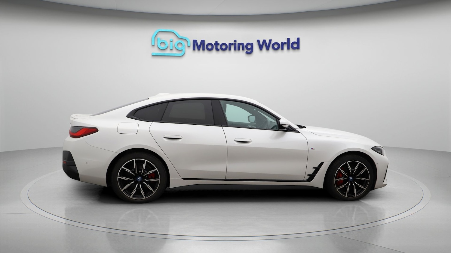 Used BMW i4 2022 for sale - 77116252: Photo 8