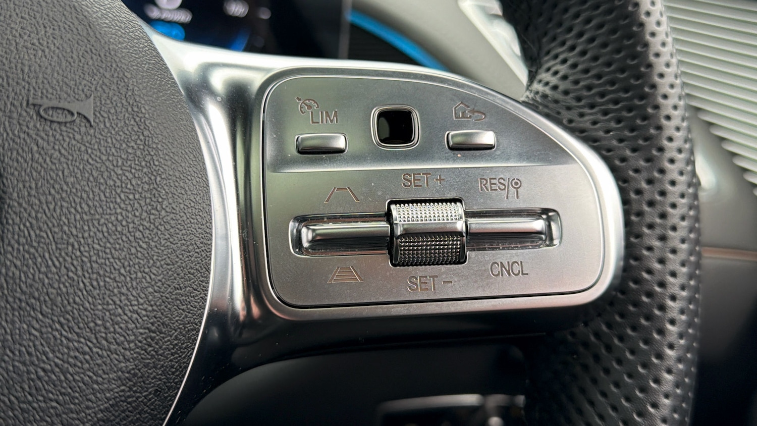 Used Mercedes-Benz EQC 2022 for sale - 78011844: Photo 24