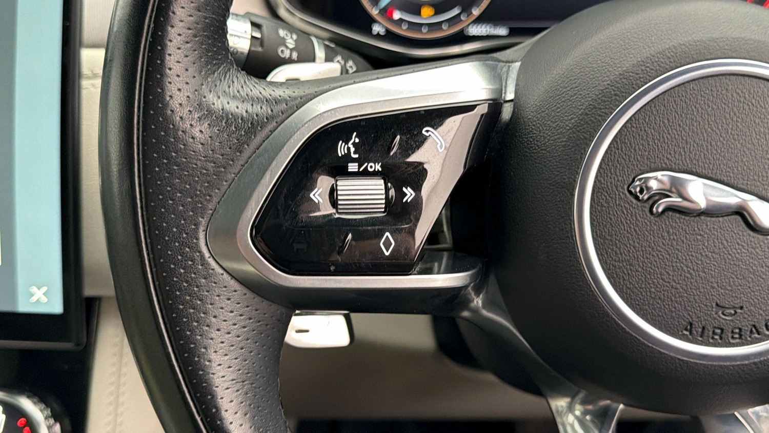 Used Jaguar F-Pace 2021 for sale - 77903404: Photo 23