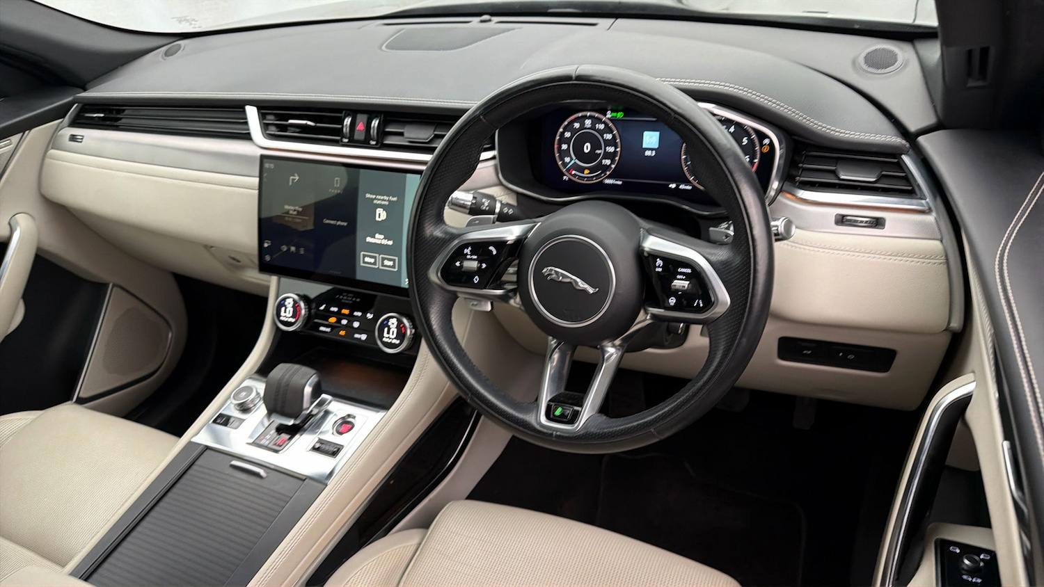 Used Jaguar F-Pace 2021 for sale - 77903404: Photo 9