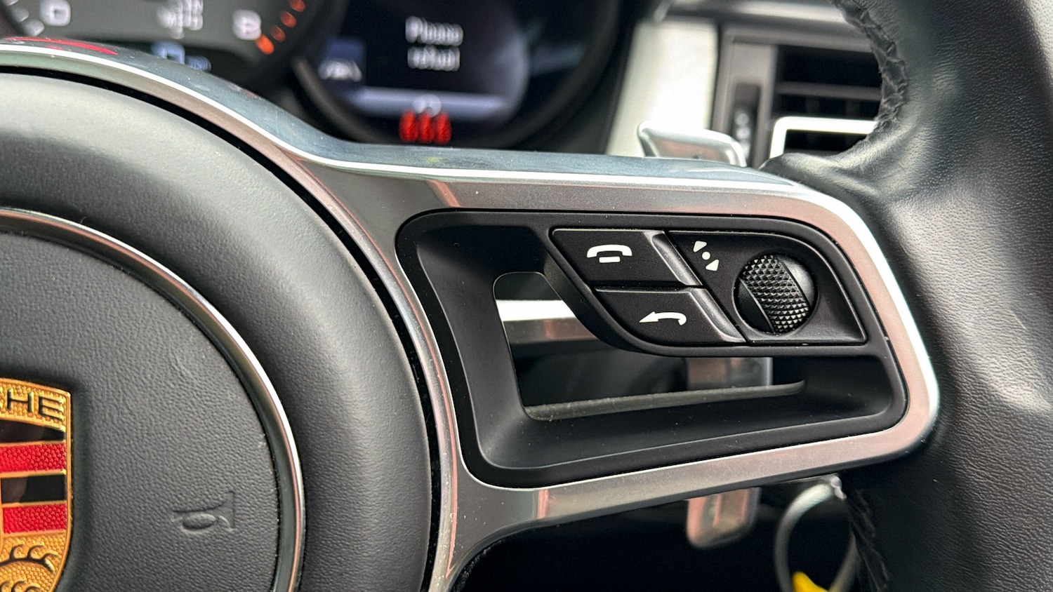 Used Porsche Macan 2020 for sale - 78010911: Photo 23