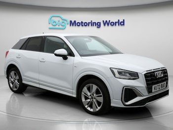 Audi - Q2