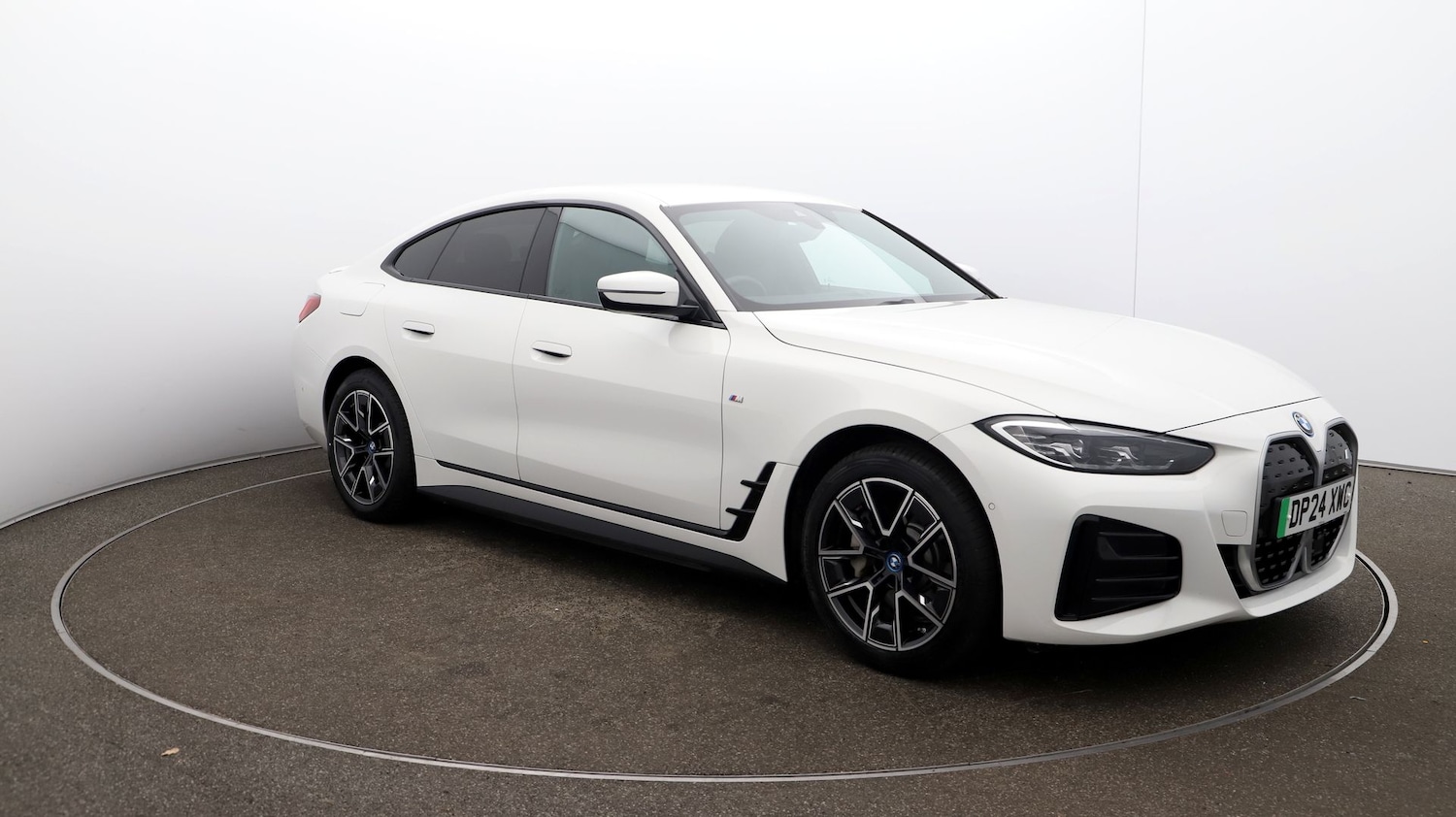 Used BMW i4 2024 for sale - 76961825: Photo 11