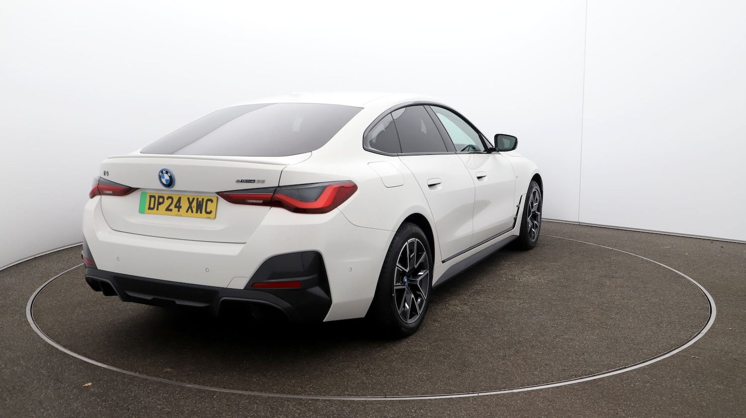 Used BMW i4 2024 for sale - 76961825: Photo 22