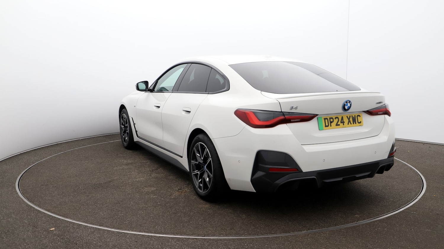 Used BMW i4 2024 for sale - 76961825: Photo 28