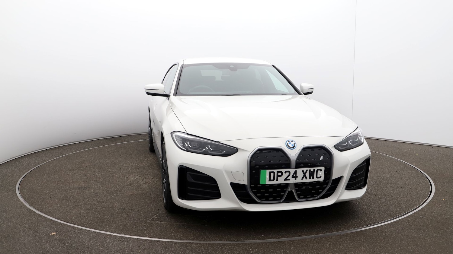 Used BMW i4 2024 for sale - 76961825: Photo 8