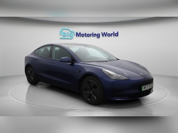 Used Tesla Model 3 2021 for sale - 76215702: Photo 2