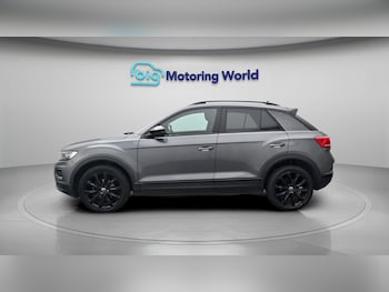 Used Volkswagen T-Roc 2021 for sale - 79205934: Photo