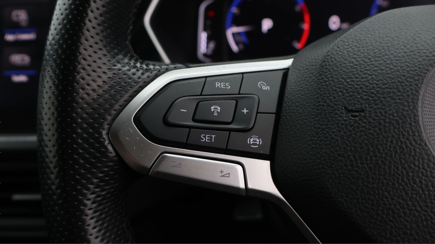 Used Volkswagen T-Cross 2020 for sale - 77931453: Photo 27