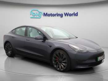 (22) - (Dual Motor) Performance Saloon 4dr Electric Auto 4WDE (Performance Upgrade