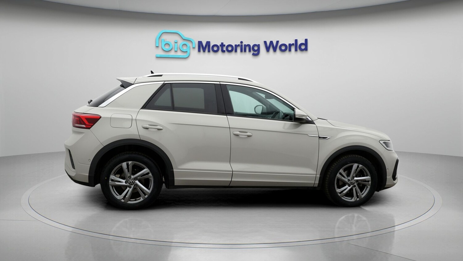 Used Volkswagen T-Roc 2022 for sale - 77446332: Photo 8