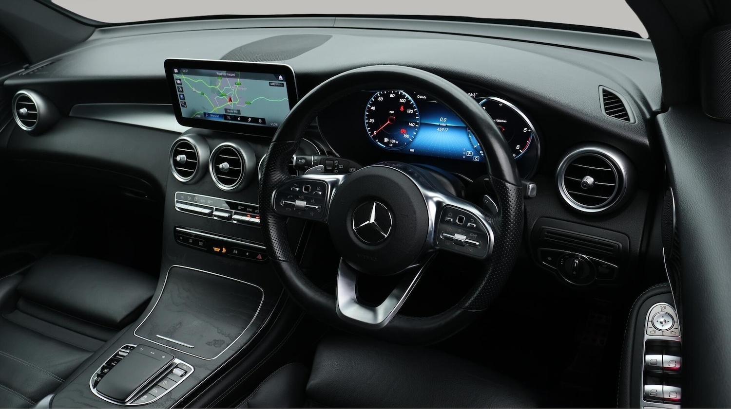 Used Mercedes-Benz GLC 2020 for sale - 76645092: Photo 10