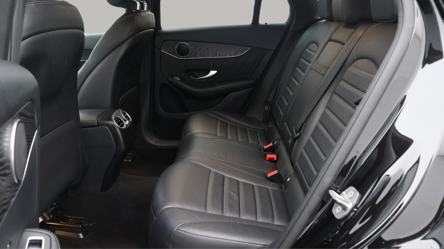 Used Mercedes-Benz GLC 2020 for sale - 76645092: Photo 17