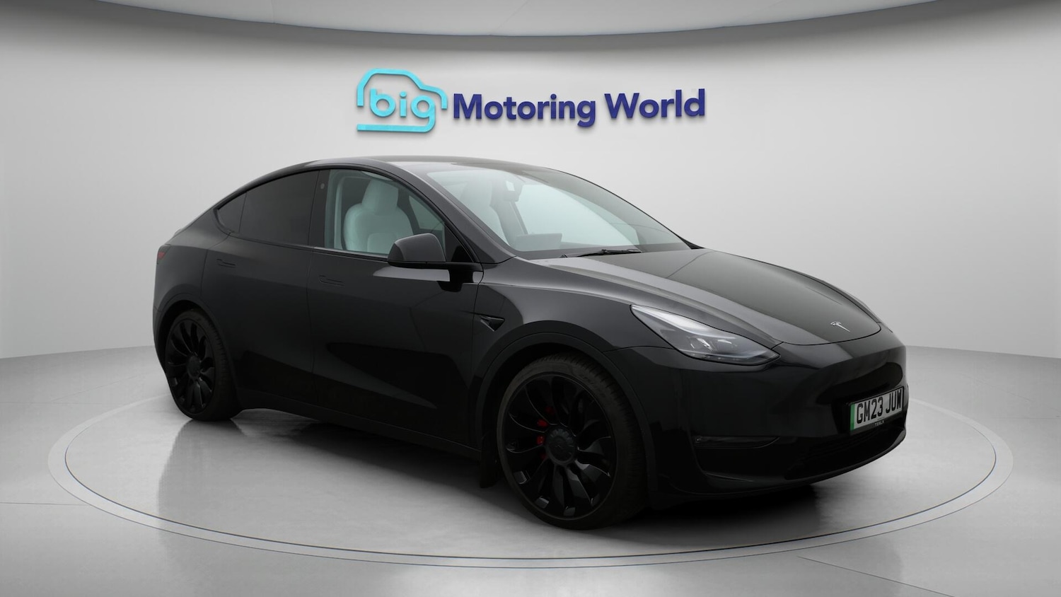Used Tesla Model Y 2023 for sale - 76513433: Photo 2