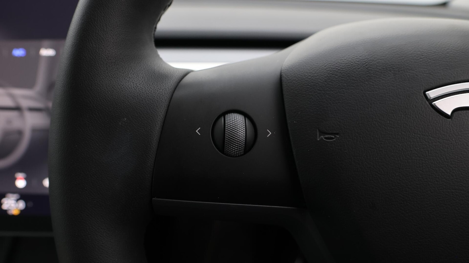 Used Tesla Model Y 2023 for sale - 76513433: Photo 24