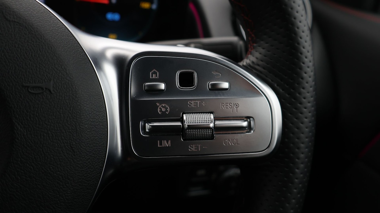 Used Mercedes-Benz EQB for sale - 77502463: Photo 29