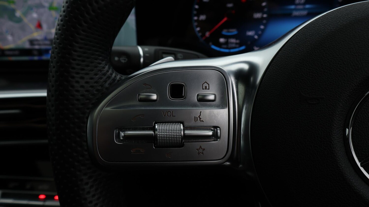 Used Mercedes-Benz EQC 2022 for sale - 76270617: Photo 29