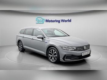 Used Volkswagen Passat 2022 for sale - 78618375: Photo