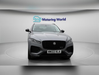 Used Jaguar F-Pace 2022 for sale - 76380902: Photo