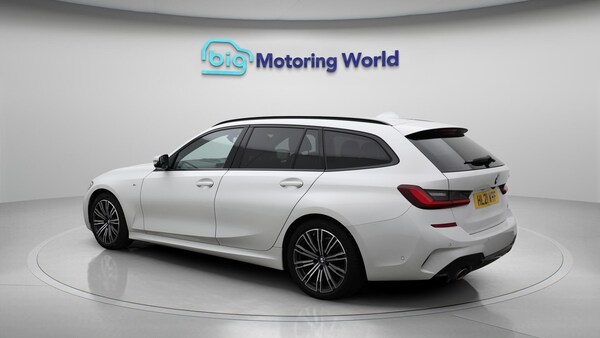 Used BMW 3 Series 2021 for sale - 76151360: Photo 6