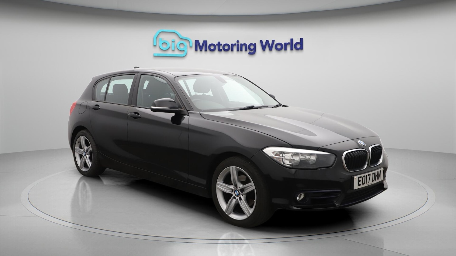 Used BMW 1 Series 2017 for sale - 76759463: Photo 2