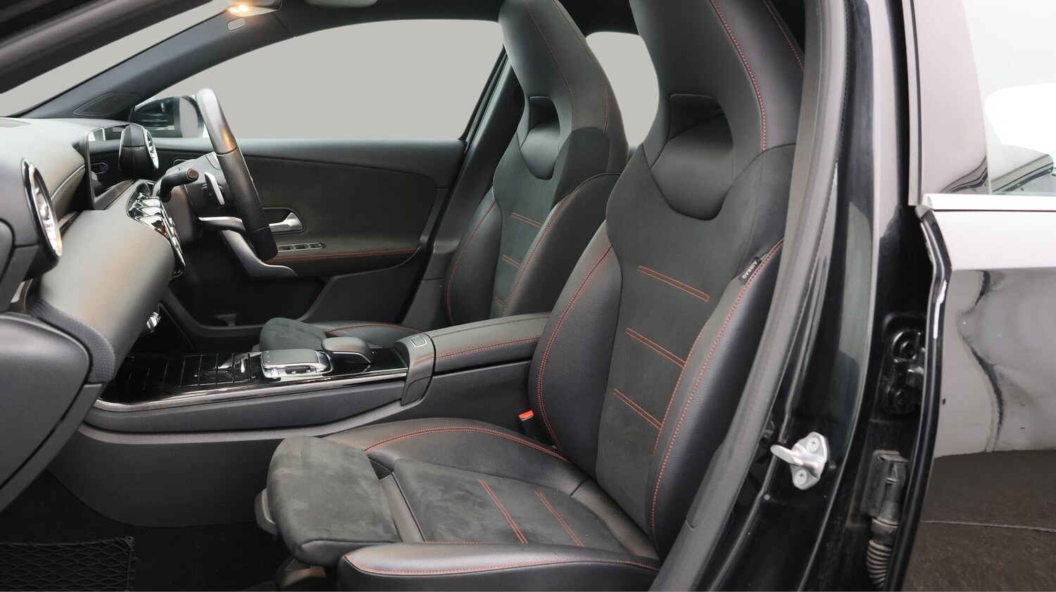 Used Mercedes-Benz A-Class 2018 for sale - 76371226: Photo 15