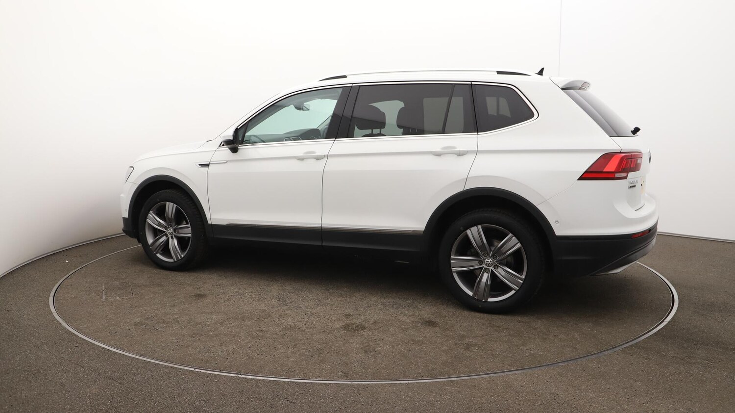 Used Volkswagen Tiguan Allspace 2021 for sale - 76137590: Photo 50