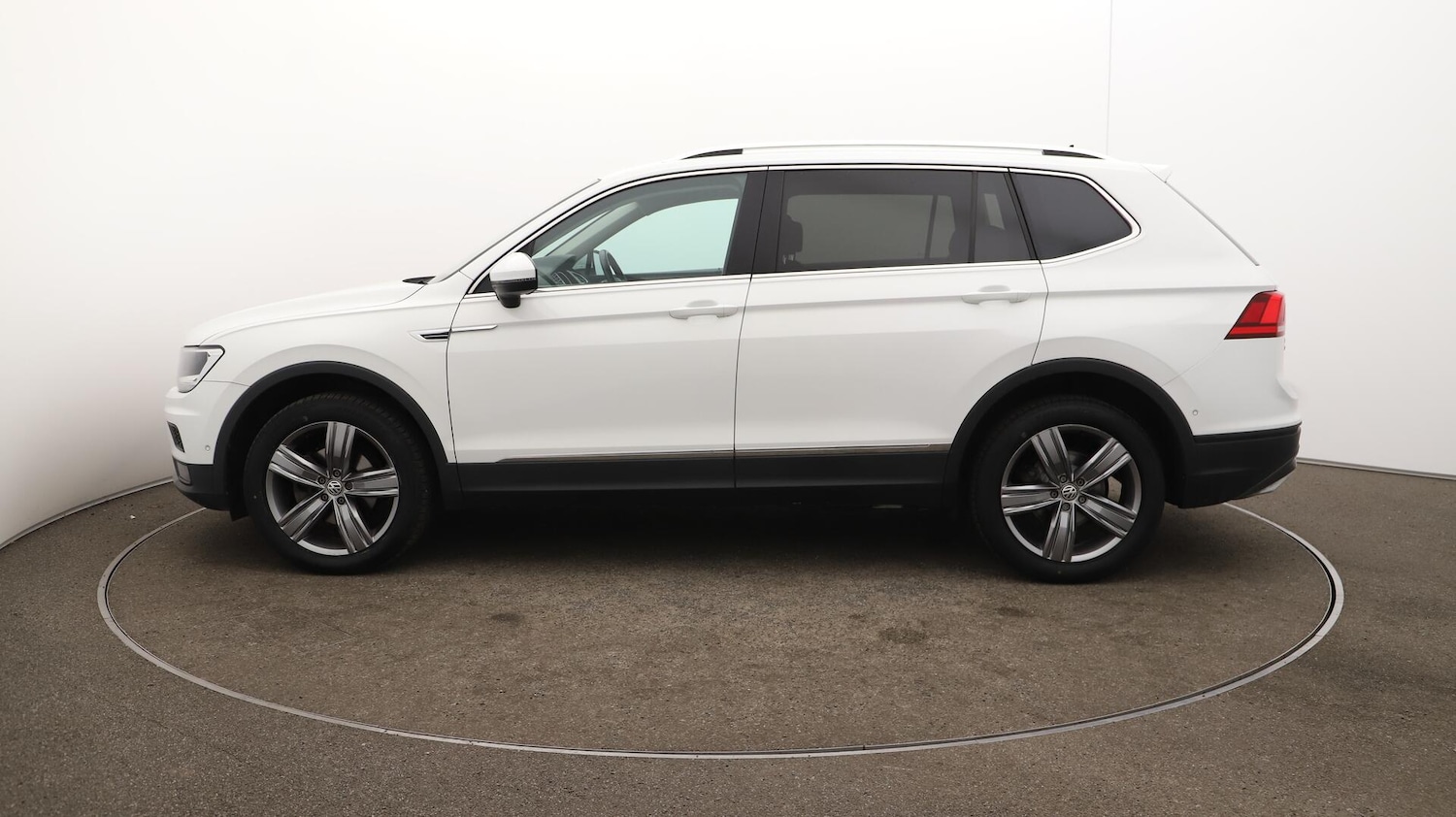 Used Volkswagen Tiguan Allspace 2021 for sale - 76137590: Photo 67