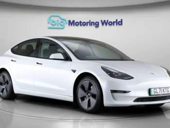 (71) - (Dual Motor) Long Range Saloon 4dr Electric Auto 4WDE (346 ps)