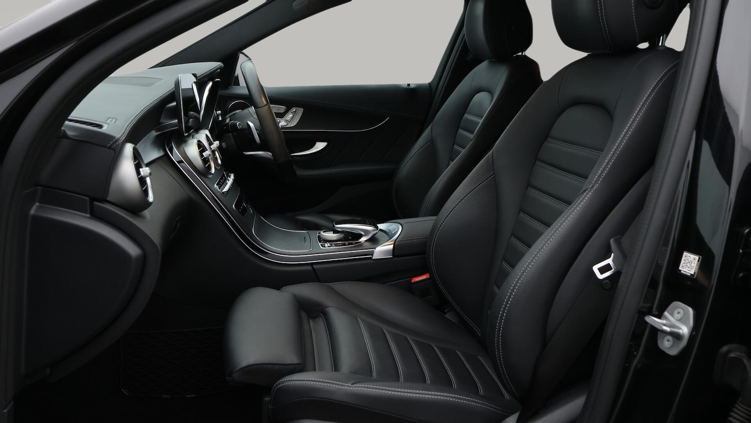 Used Mercedes-Benz C Class 2021 for sale - 76227060: Photo 15