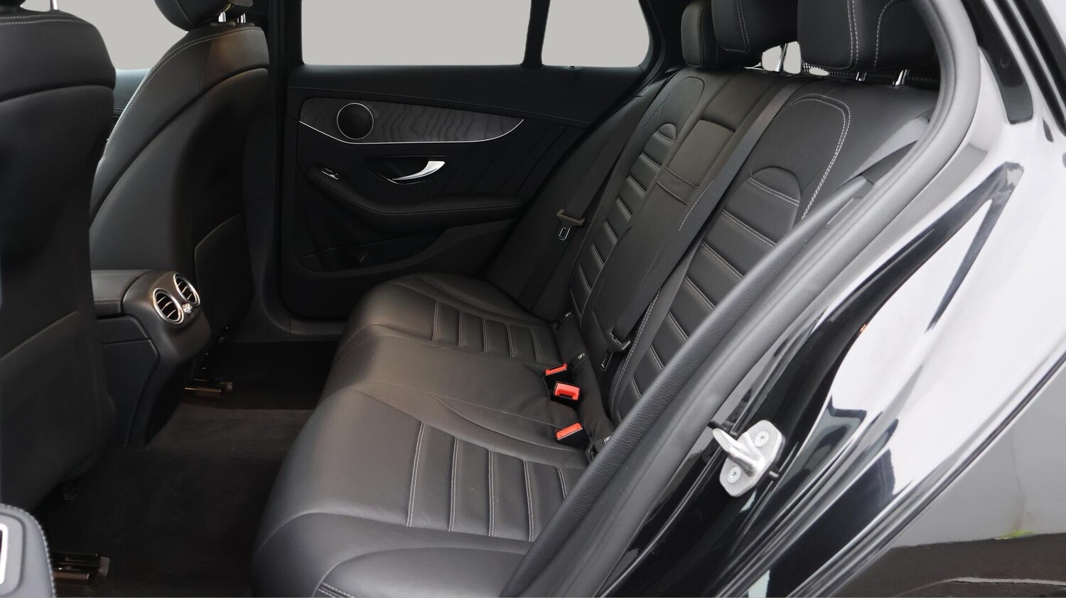 Used Mercedes-Benz C Class 2021 for sale - 76227060: Photo 17