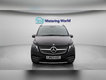 Used Mercedes-Benz V-Class 2023 for sale - 76613212: Photo