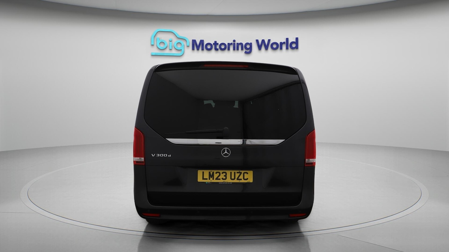 Used Mercedes-Benz V-Class 2023 for sale - 76613212: Photo 7