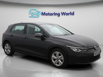 Volkswagen - Golf