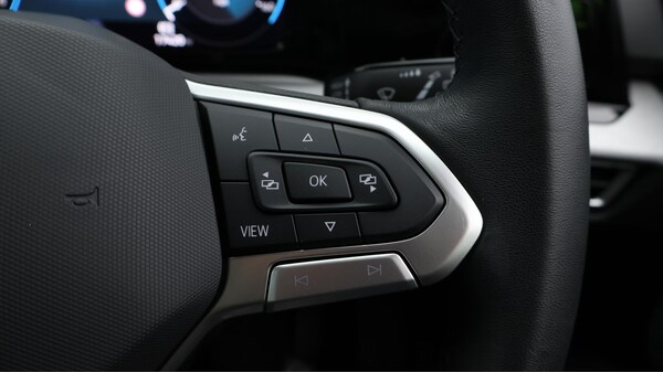 Used Volkswagen Golf 2023 for sale - 75990879: Photo 24