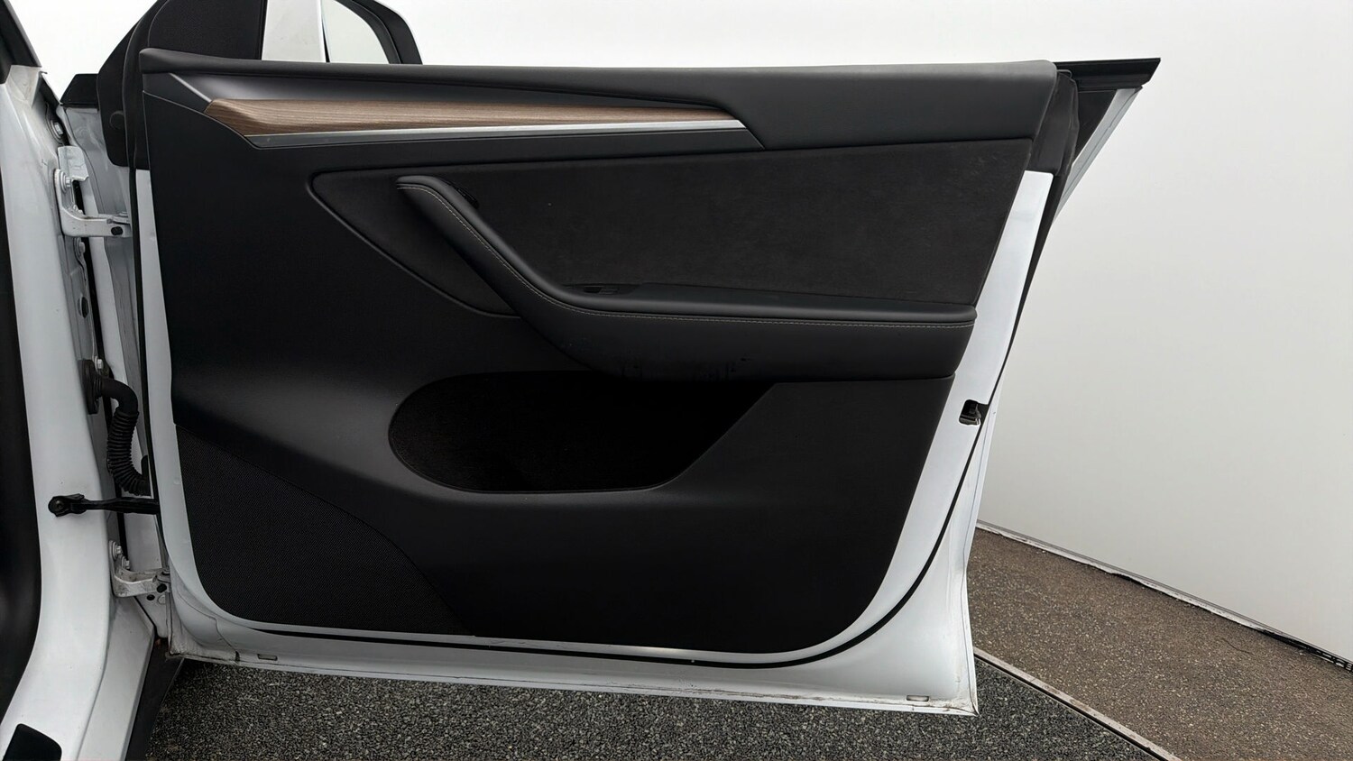 Used Tesla Model Y 2024 for sale - 78223996: Photo 14