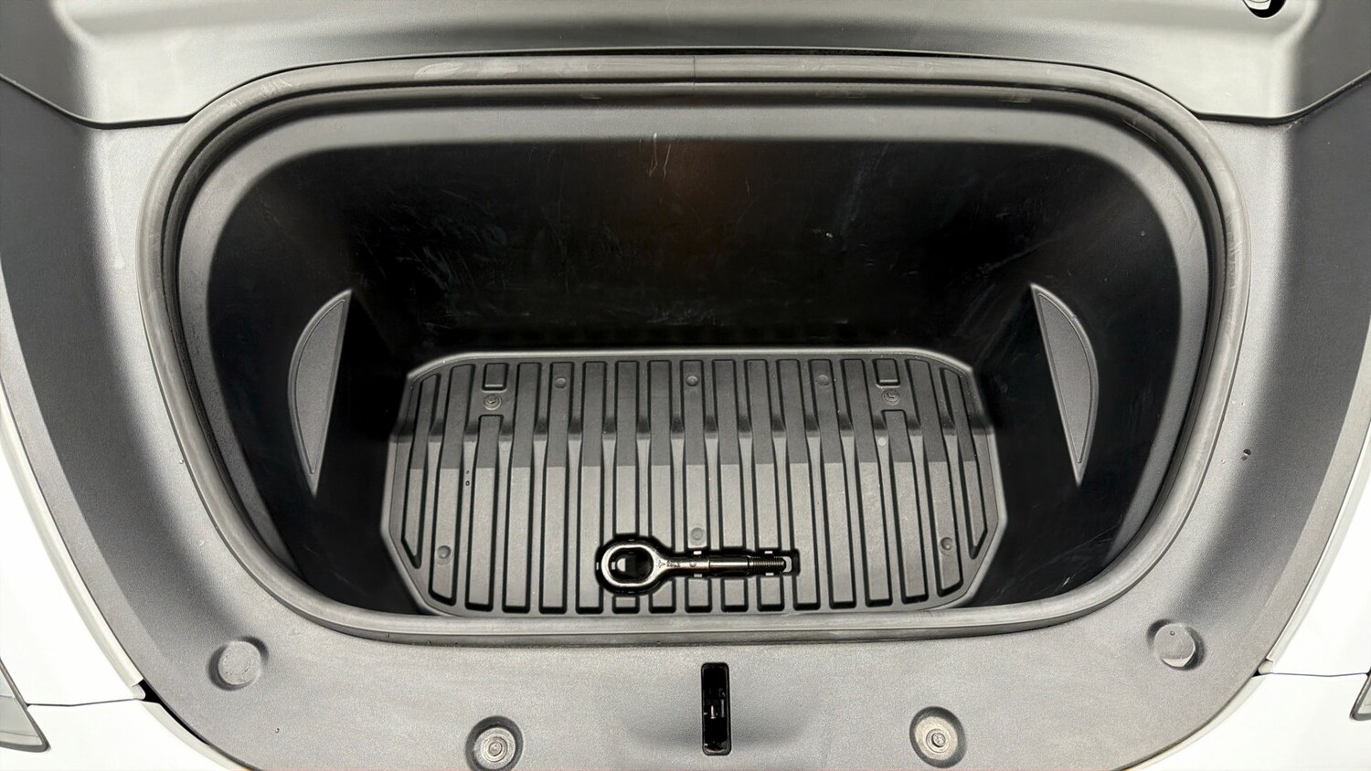 Used Tesla Model Y 2024 for sale - 78223996: Photo 18