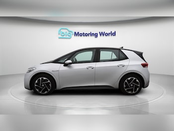 Used Volkswagen ID.3 2022 for sale - 77888299: Photo