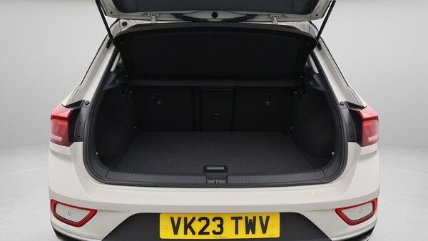 Used Volkswagen T-Roc 2023 for sale - 75669174: Photo 18