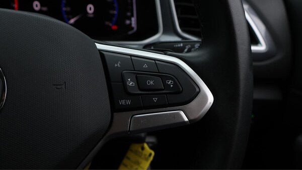 Used Volkswagen T-Roc 2023 for sale - 75669174: Photo 27
