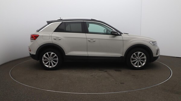 Used Volkswagen T-Roc 2023 for sale - 75669174: Photo 50
