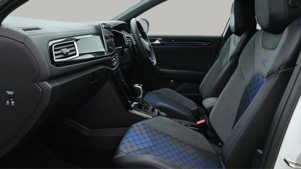 Used Volkswagen T-Roc for sale - 76247663: Photo 15