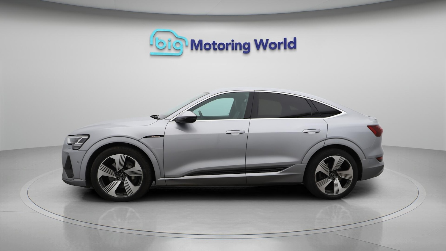 Used Audi e-tron 2022 for sale - 76633520: Photo 5