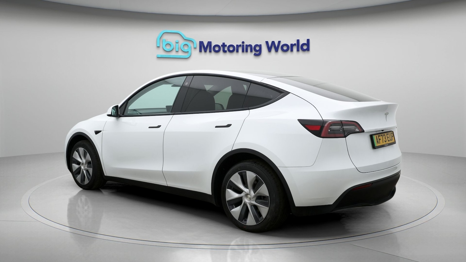 Used Tesla Model Y 2023 for sale - 77460118: Photo 5