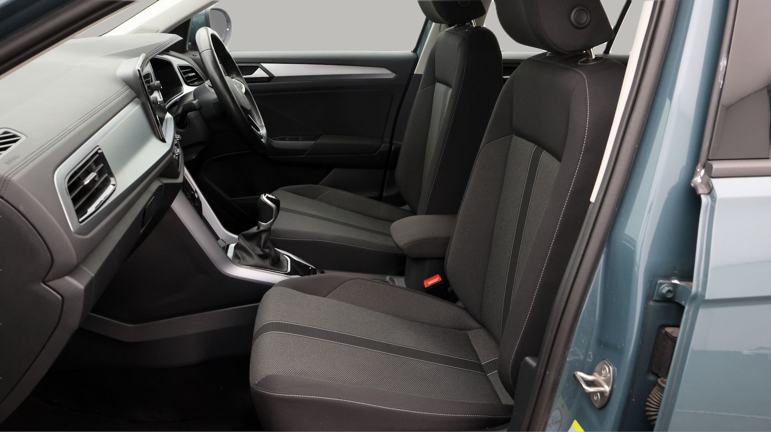 Used Volkswagen T-Roc 2023 for sale - 77570491: Photo 14