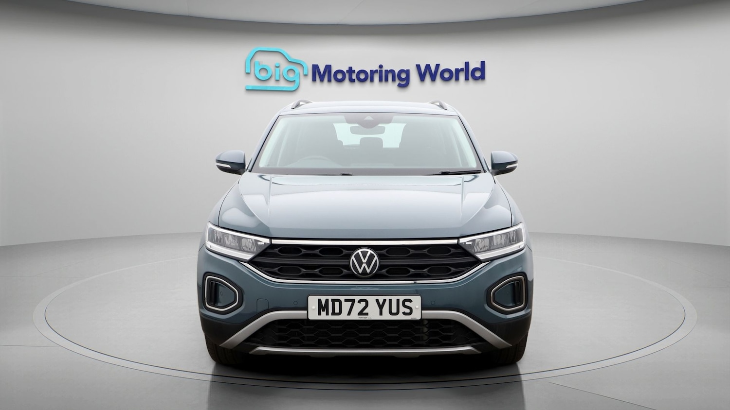 Used Volkswagen T-Roc 2023 for sale - 77570491: Photo 2