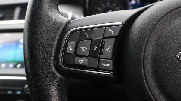 Used Jaguar E-Pace 2019 for sale - 76315131: Photo 26